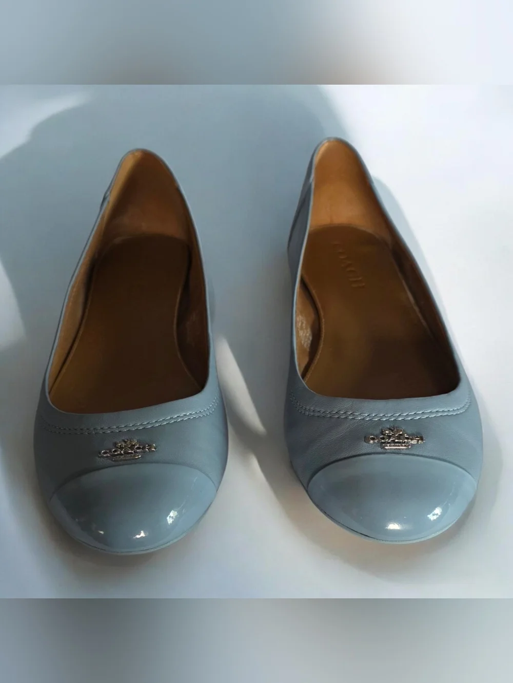 COACH (7.5B) Chelsea Light Blue Leather Cap-Toe Ballet Flats - Picture 3 of 14